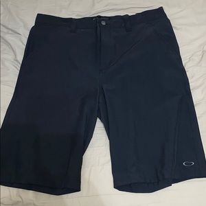 Oakley golf shorts